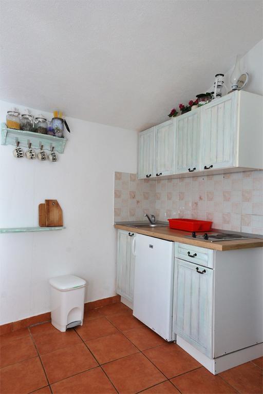 Apartments Ivica Mateljak Brist Bilik gambar